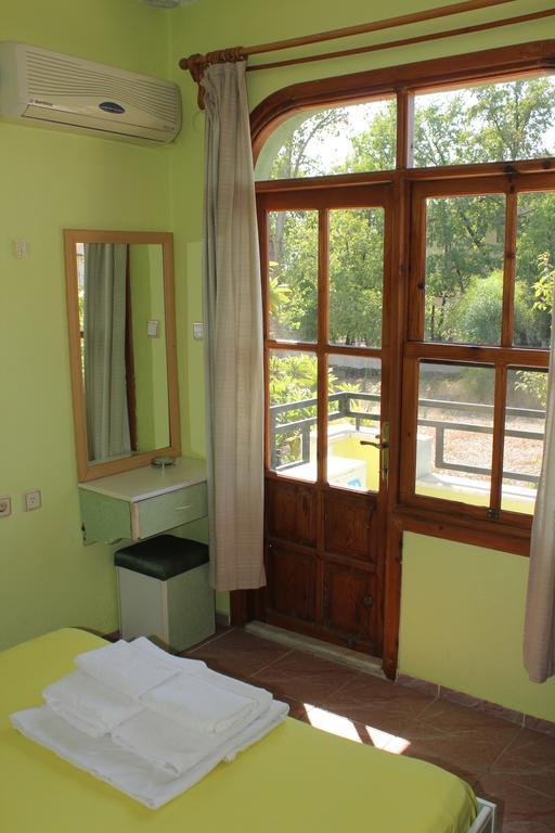 Flora Hotel Koycegiz  객실 사진